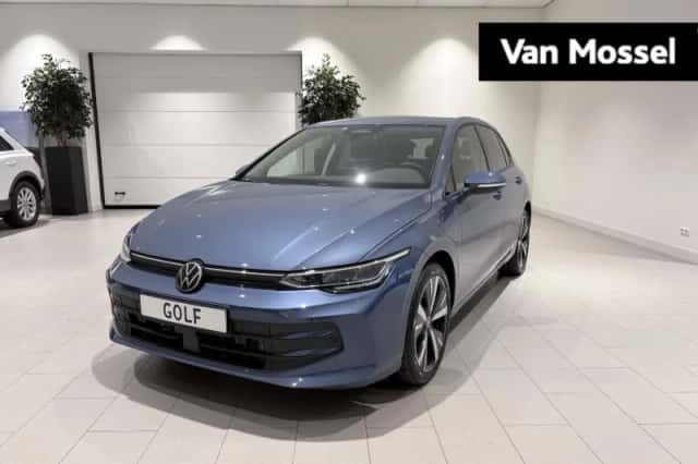 Volkswagen Golf (2025) thumbnail 1