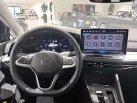 Volkswagen Golf (2025) thumbnail 18