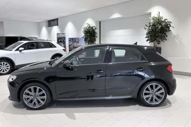 Audi A1 (2021) thumbnail 3