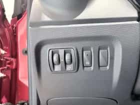 Renault Captur (2015) thumbnail 11
