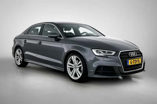 Audi A3 (2019) thumbnail 3