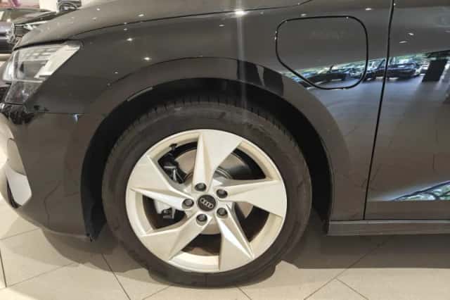Audi A3 (2025) thumbnail 2