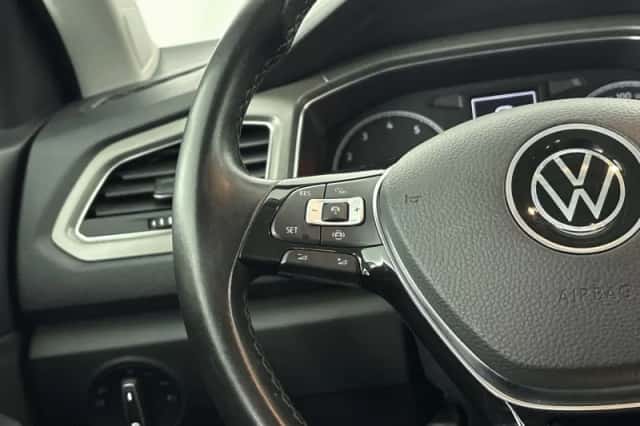Volkswagen T-Roc (2021) thumbnail 6