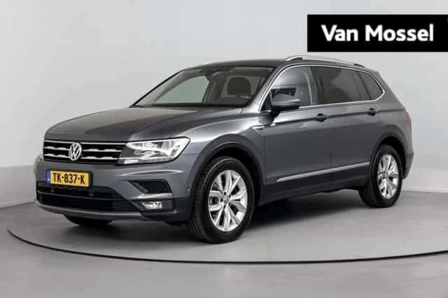 Volkswagen Tiguan (2018) thumbnail 1