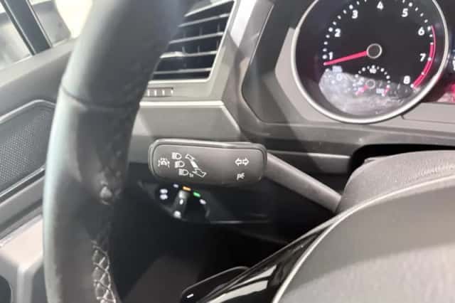 Volkswagen Tiguan (2017) thumbnail 15