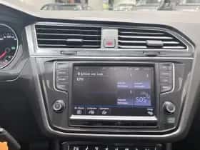 Volkswagen Tiguan (2017) thumbnail 22
