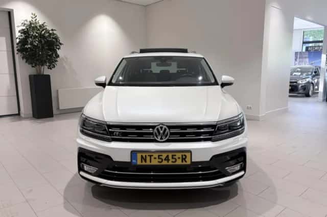 Volkswagen Tiguan (2017) thumbnail 8