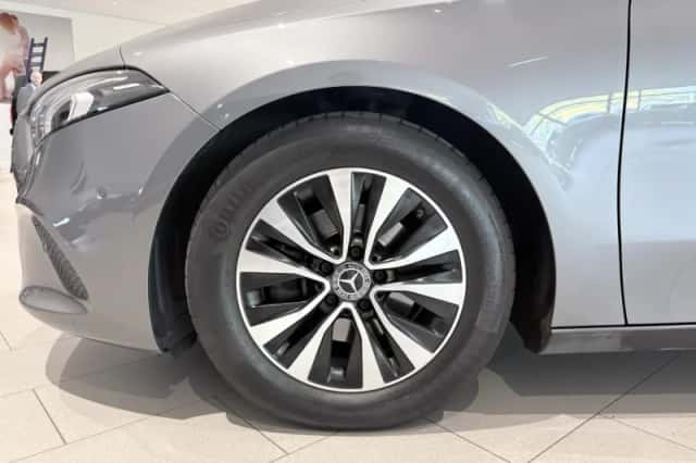 Mercedes-Benz A-Klasse (2021) thumbnail 2