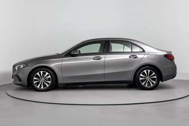 Mercedes-Benz A-Klasse (2021) thumbnail 2