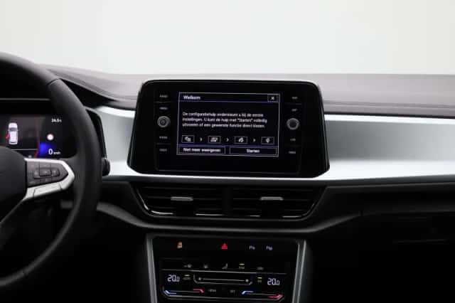Volkswagen T-Roc (2025) thumbnail 8