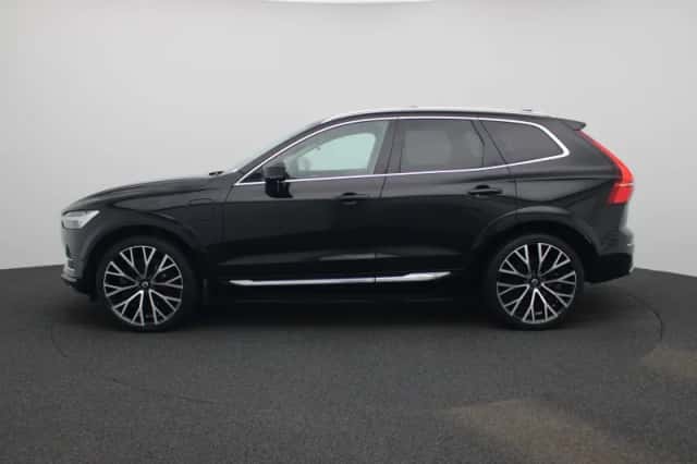 Volvo XC60 (2021) thumbnail 4