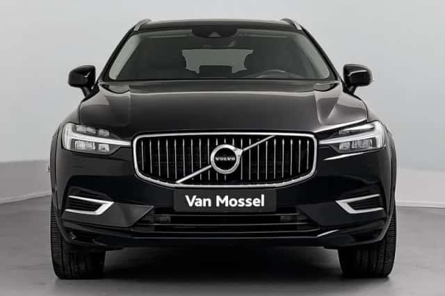 Volvo XC60 (2021) thumbnail 5
