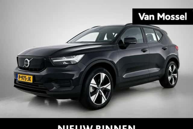 Volvo XC40 (2022) thumbnail 1