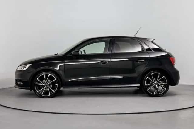 Audi A1 (2018) thumbnail 2