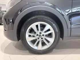 Volkswagen T-Cross (2025) thumbnail 2
