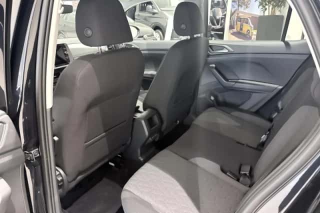 Volkswagen T-Cross (2025) thumbnail 9