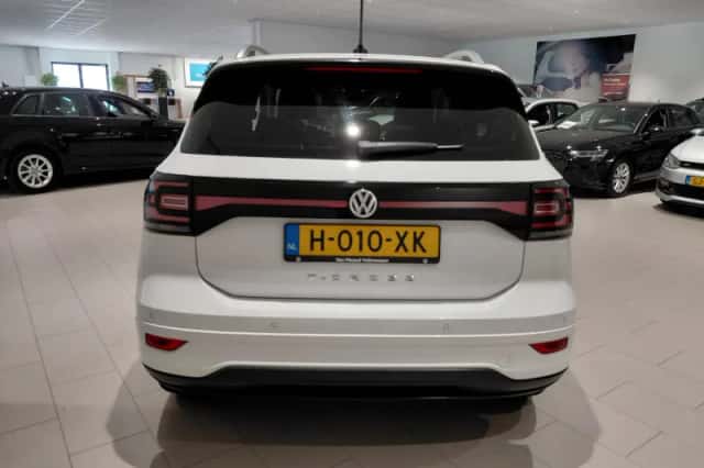 Volkswagen T-Cross (2020) thumbnail 6