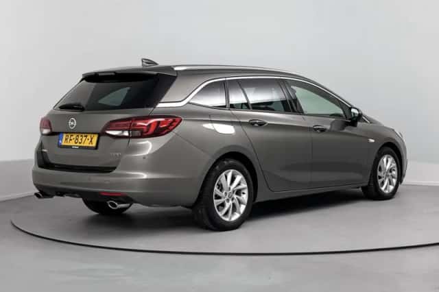 Opel Astra (2017) thumbnail 4