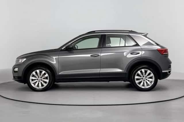 Volkswagen T-Roc (2018) thumbnail 2