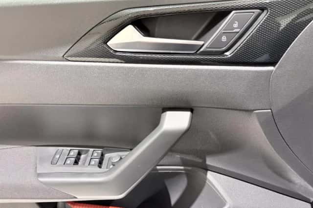 Volkswagen Polo (2024) thumbnail 9