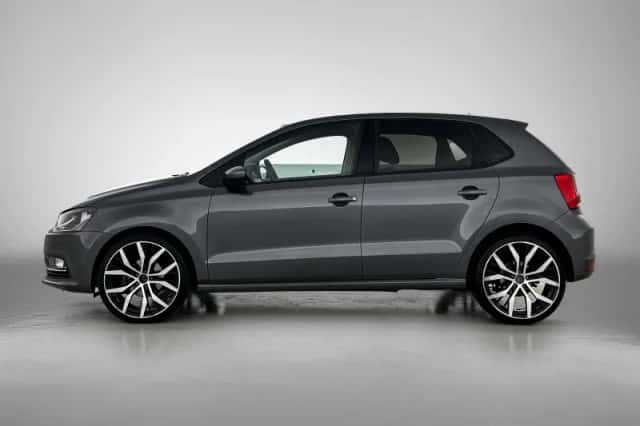 Volkswagen Polo (2018) thumbnail 2