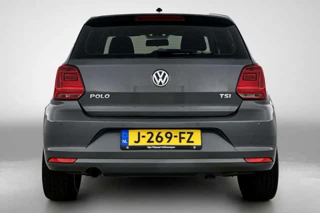 Volkswagen Polo (2018) thumbnail 3