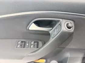 Volkswagen Polo (2016) thumbnail 12