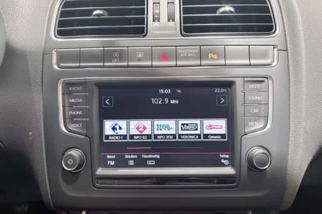 Volkswagen Polo (2016) thumbnail 20