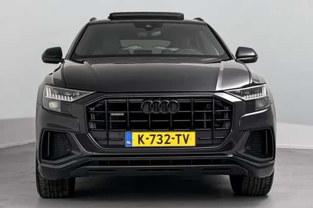 Audi Q8 (2021) thumbnail 5