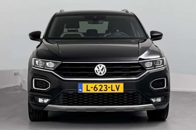 Volkswagen T-Roc (2020) thumbnail 5
