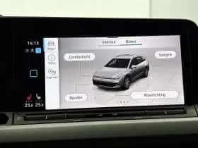 Volkswagen Golf (2022) thumbnail 11