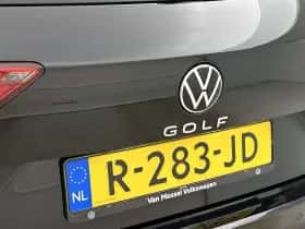 Volkswagen Golf (2022) thumbnail 34