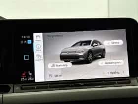Volkswagen Golf (2022) thumbnail 10