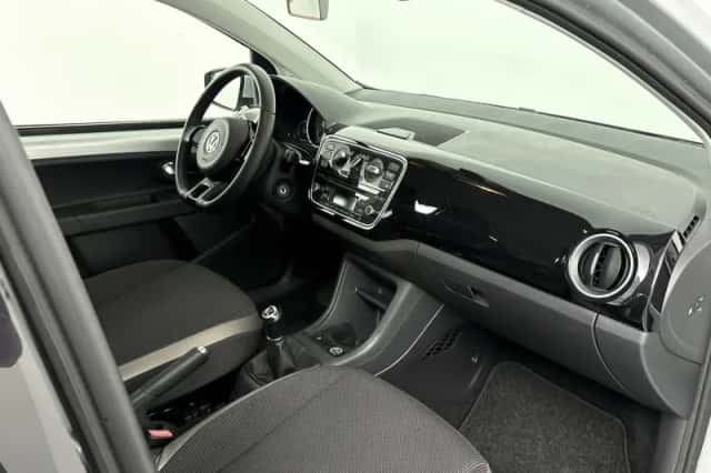 Volkswagen Up! (2013) thumbnail 11