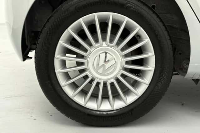 Volkswagen Up! (2013) thumbnail 16