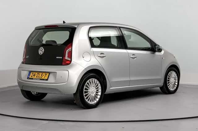 Volkswagen Up! (2013) thumbnail 4