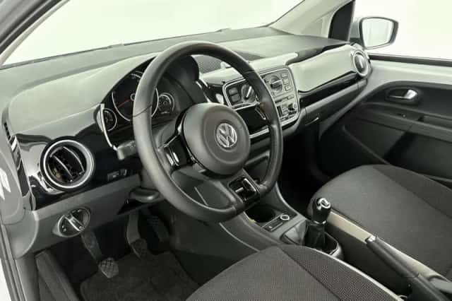 Volkswagen Up! (2013) thumbnail 10