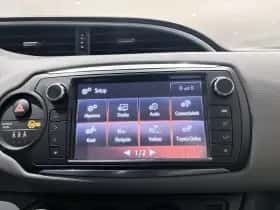 Toyota Yaris (2017) thumbnail 22