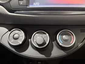 Toyota Yaris (2017) thumbnail 25
