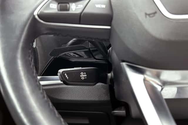 Audi Q3 (2021) thumbnail 6