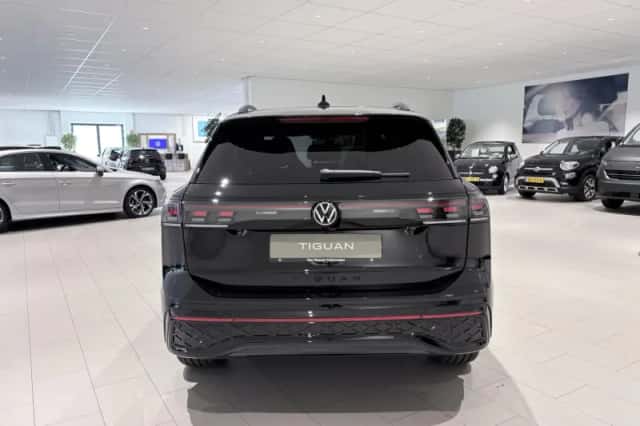 Volkswagen Tiguan (2026) thumbnail 4