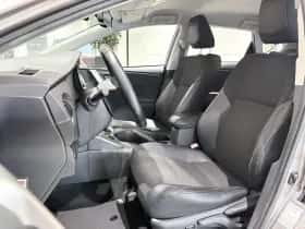 Toyota Auris (2013) thumbnail 11