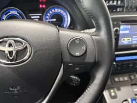 Toyota Auris (2013) thumbnail 17
