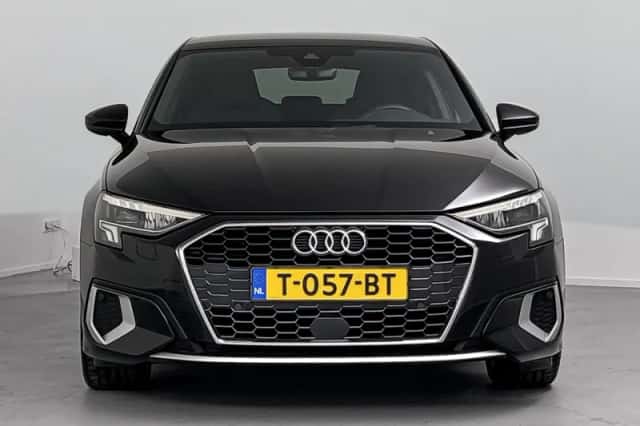 Audi A3 (2023) thumbnail 5