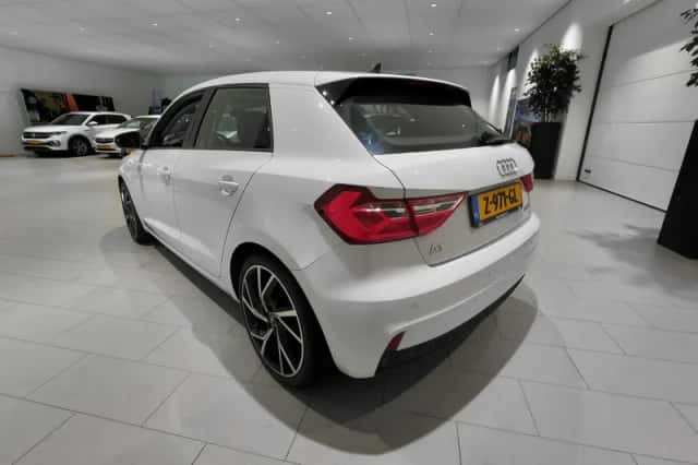 Audi A1 (2024) thumbnail 4