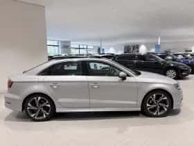 Audi A3 (2015) thumbnail 6