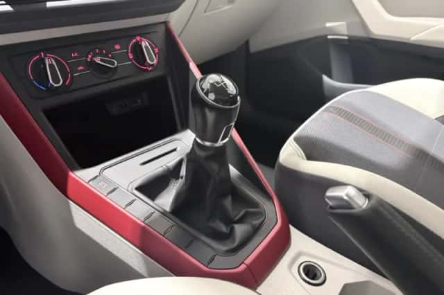 Volkswagen Polo (2018) thumbnail 32