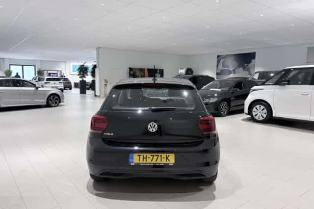Volkswagen Polo (2018) thumbnail 5