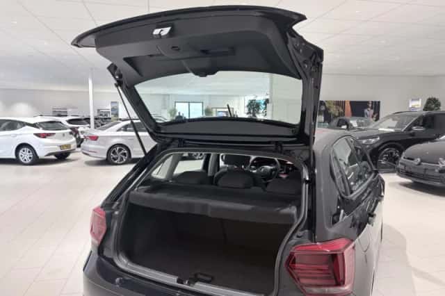 Volkswagen Polo (2018) thumbnail 6
