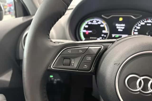 Audi A3 (2017) thumbnail 16